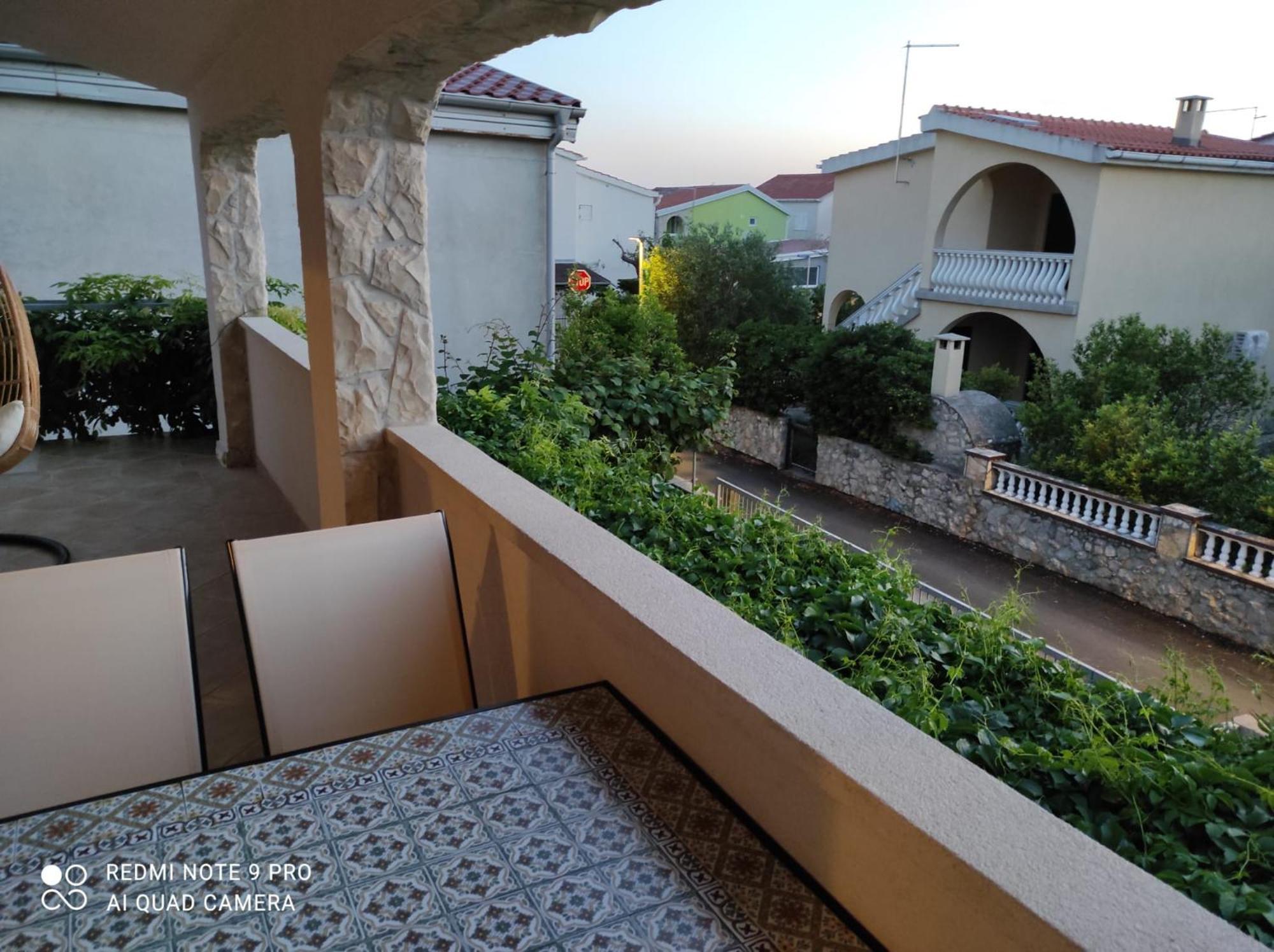 Apartment House Vir-To-All ภายนอก รูปภาพ